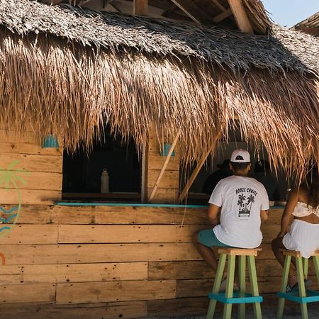 Kanto Hostel Siargao Хенераль-Луна Екстер'єр фото