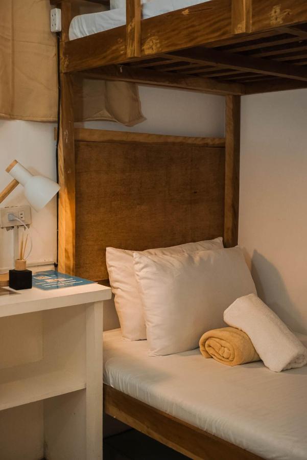 Kanto Hostel Siargao Хенераль-Луна Екстер'єр фото